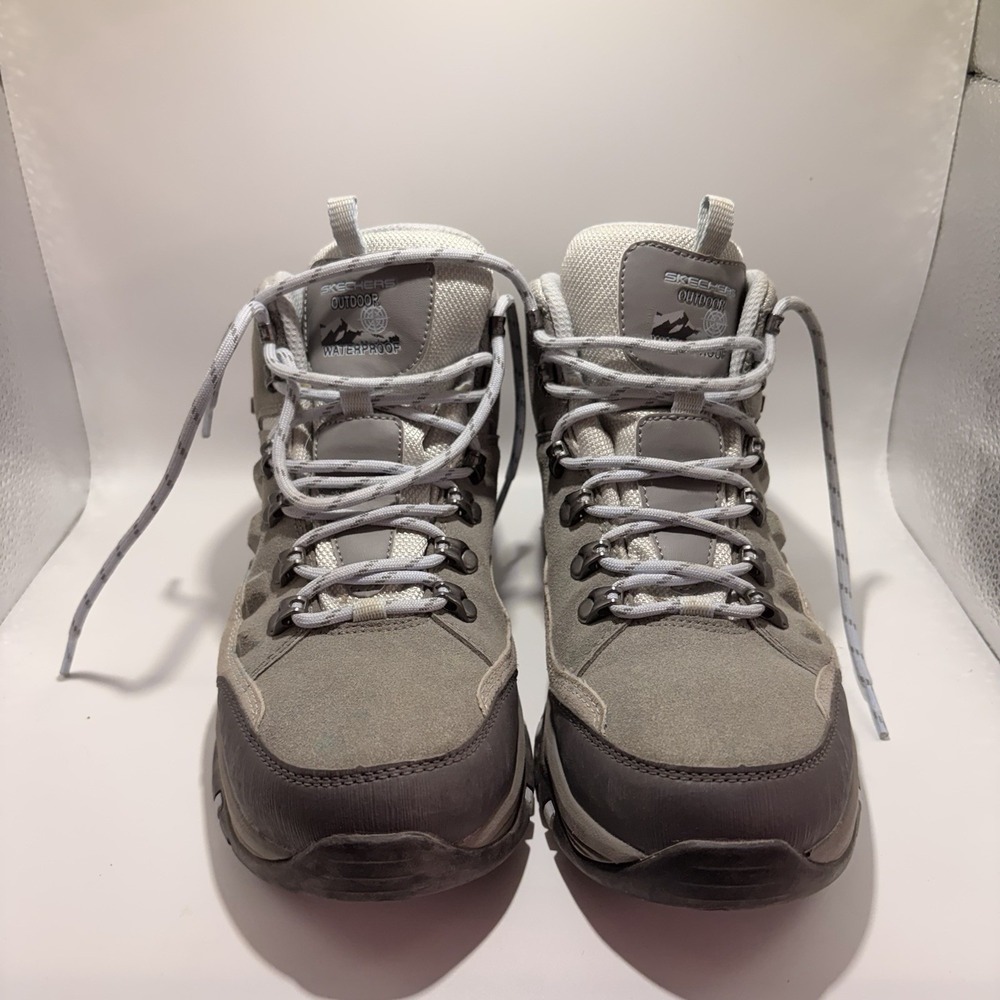 Skechers Trego 56141S Womens 8 Gray Waterproof Hiking Boots Relaxed Fit